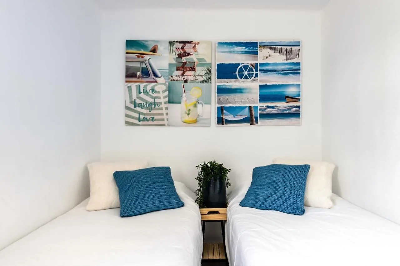 Nyaraló Casita En Cala Llonga Villa